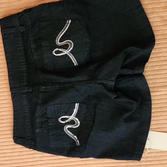 X-Tasy push up jean shorts NWT 8 - Picture 5 of 6